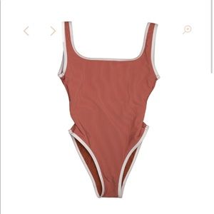 Lain Snow SANGRINA - New, never worn just couldn’t refund